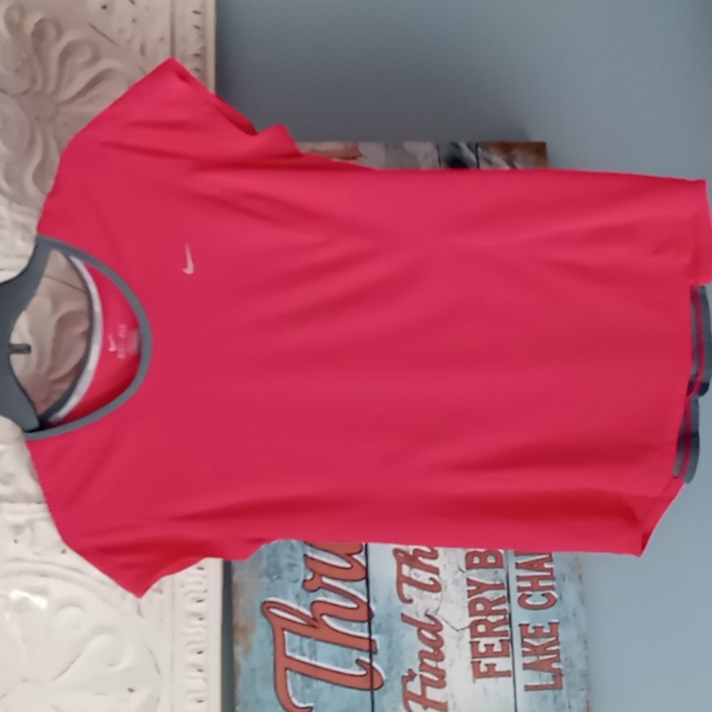 2 Pc Nike Bundle! - image 4